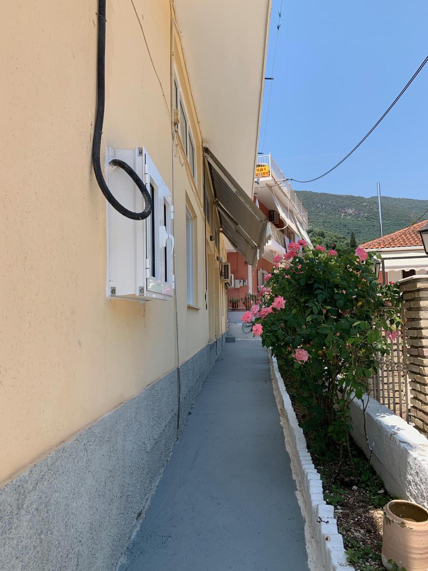 Hotel Galini Parga Exterior photo